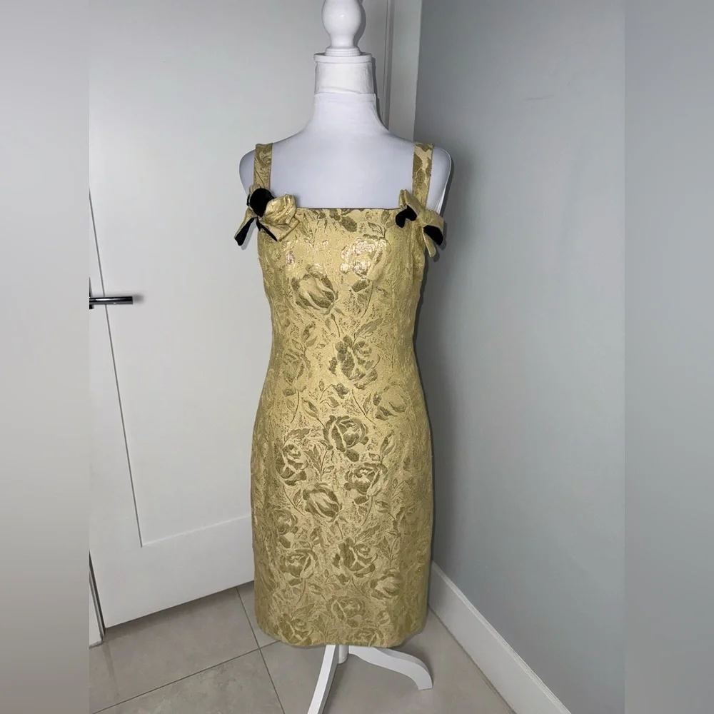 Dolce & Gabbana NWT Jacquard Dorato Dress in Gold/ Size 6 - Picture 2 of 7
